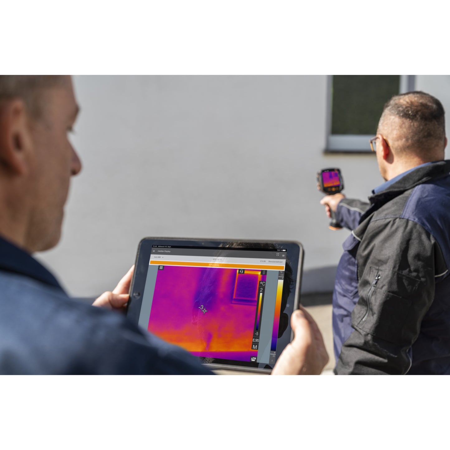 Testo 883-1 - Termocamera (320x240 pixel) con obiettivo 30° e accessori